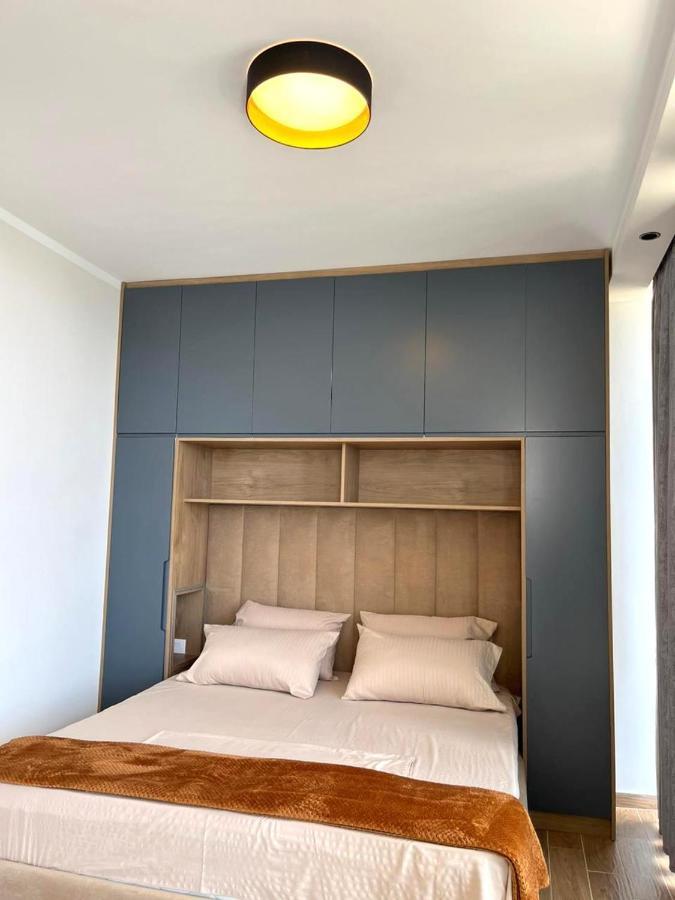 Appartement Golden Star 2 *